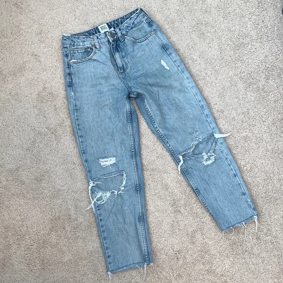 BDG Urban Outfitters MOM Distressed Cropped High Rise Jeans Womens 26 - Picture 1 of 8